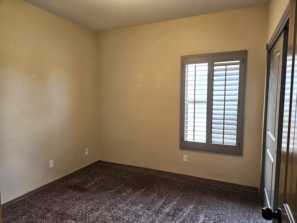 NORTHEAST: 3 BR, 2 BA ***REFRIGERATED AIR!!! property image