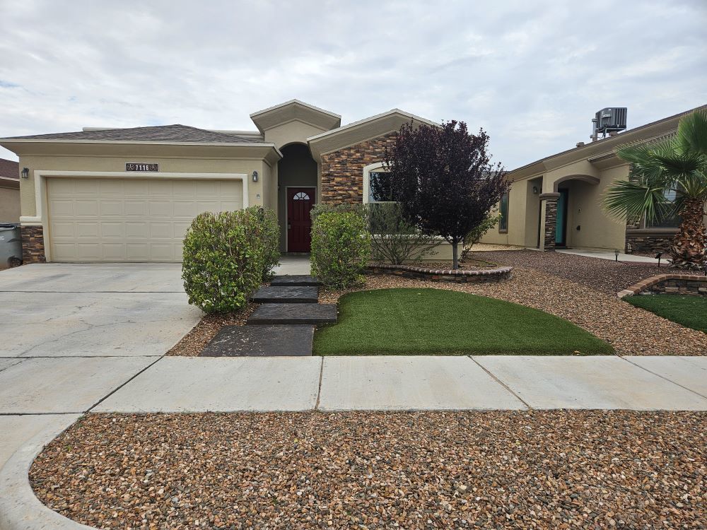 NORTHEAST: 3 BR, 2 BA ***REFRIGERATED AIR!!! property image