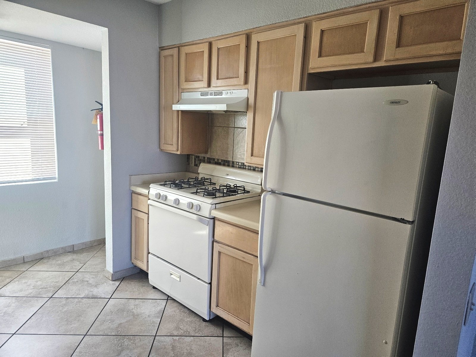 WESTSIDE: 2 BR, 1 BA REFRIGERATED AIR property image
