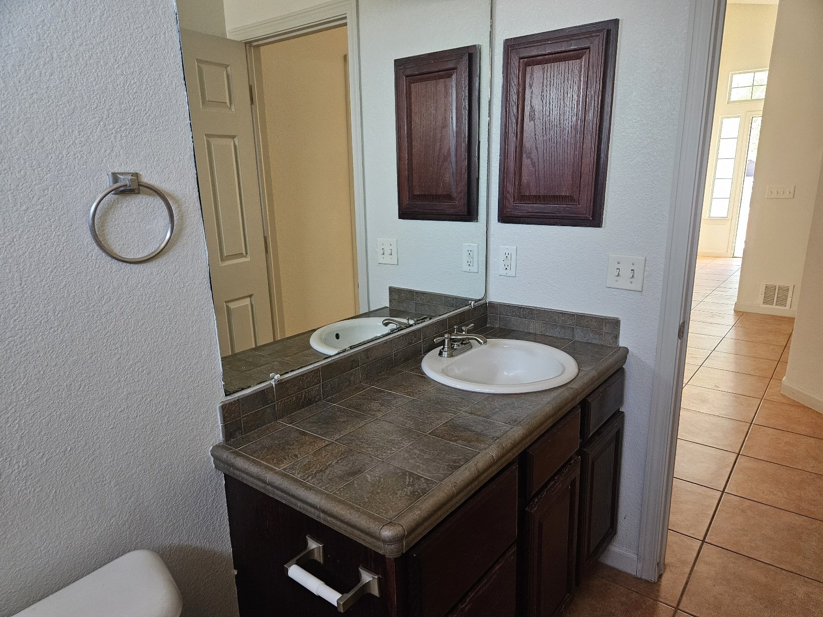 CANUTILLO: 3 BR, 2 BA SINGLE HOME WITH REFRIGERATED AIR property image