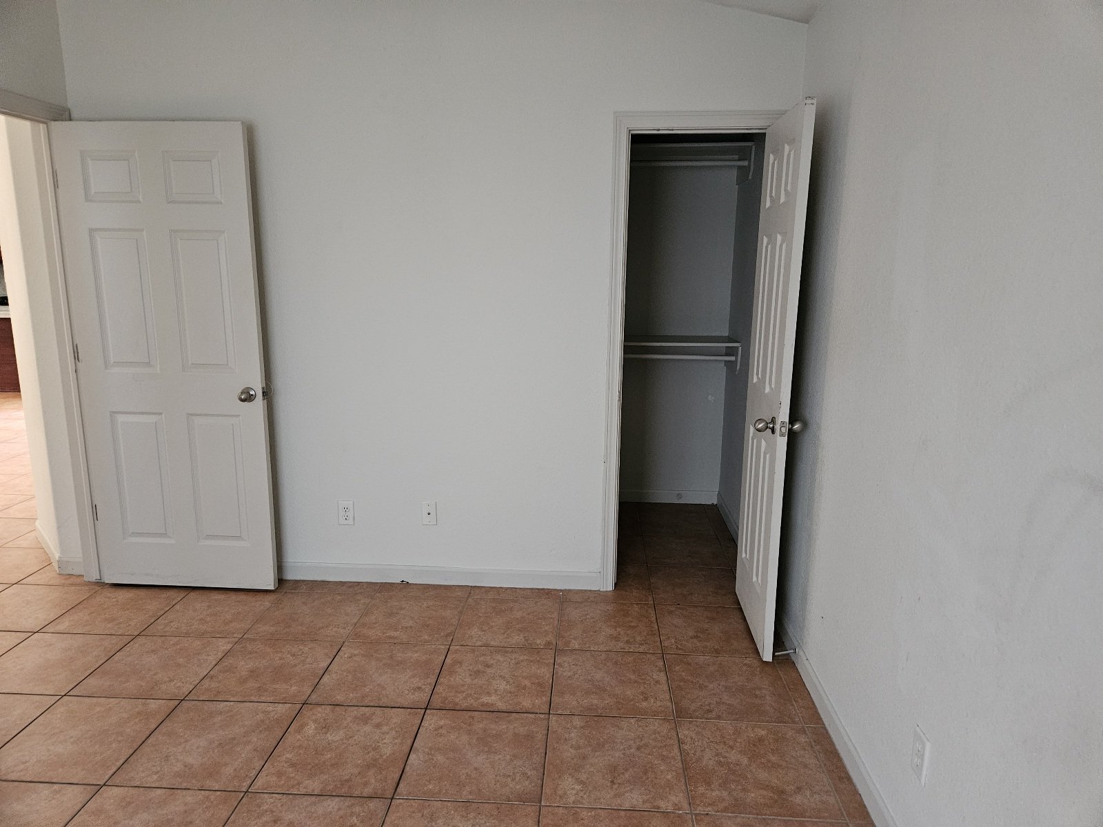 CANUTILLO: 3 BR, 2 BA SINGLE HOME WITH REFRIGERATED AIR property image