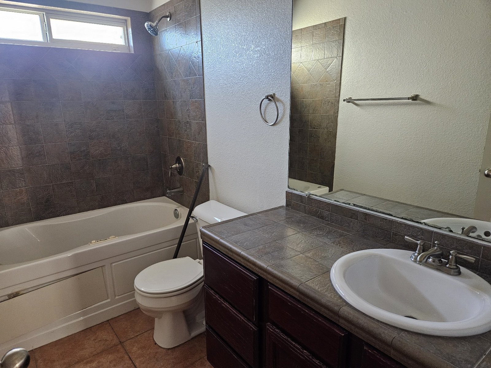 CANUTILLO: 3 BR, 2 BA SINGLE HOME WITH REFRIGERATED AIR property image