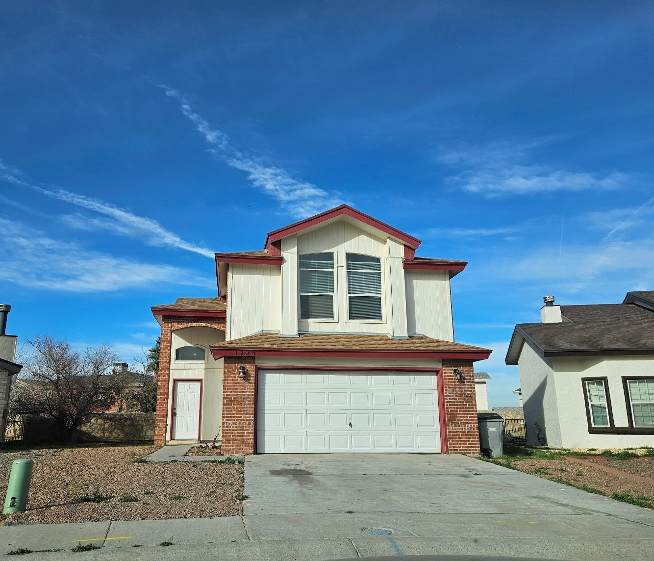 EASTSIDE: REFRIGERATED AIR!  4 BR, 2.5 BTH property image