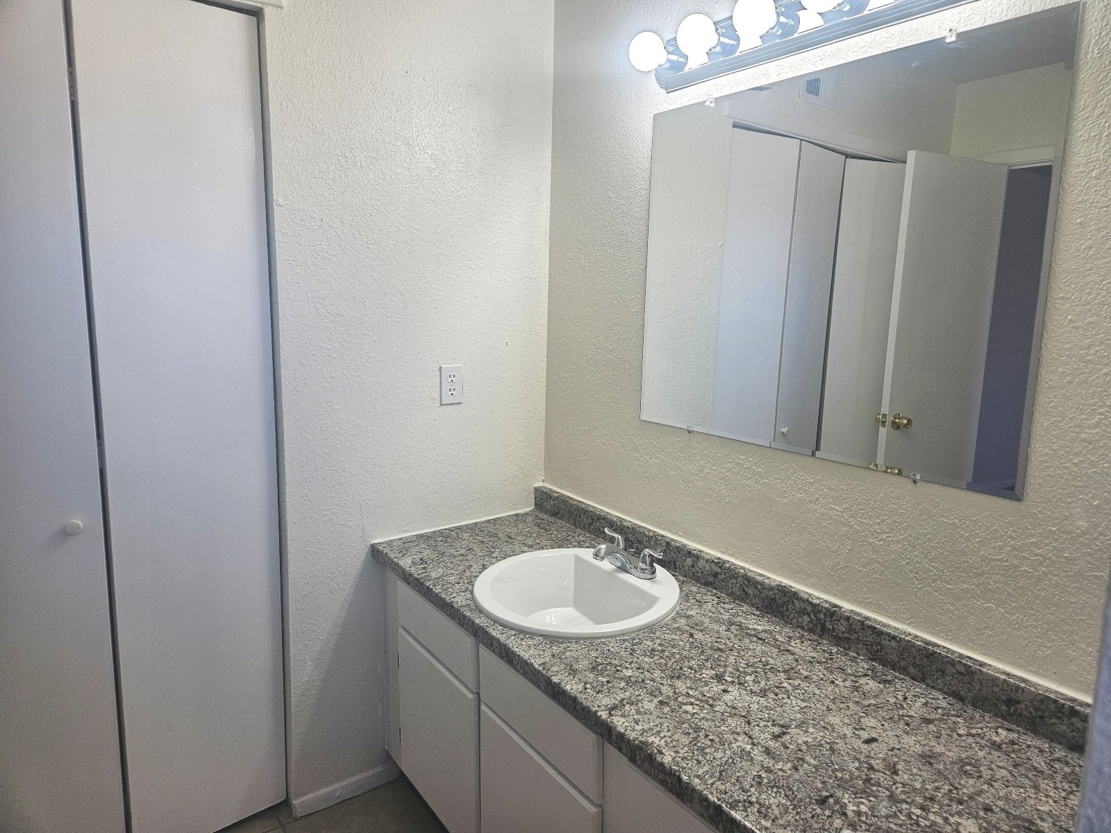 EAST: 3 bed / 1.75 bath rental property image