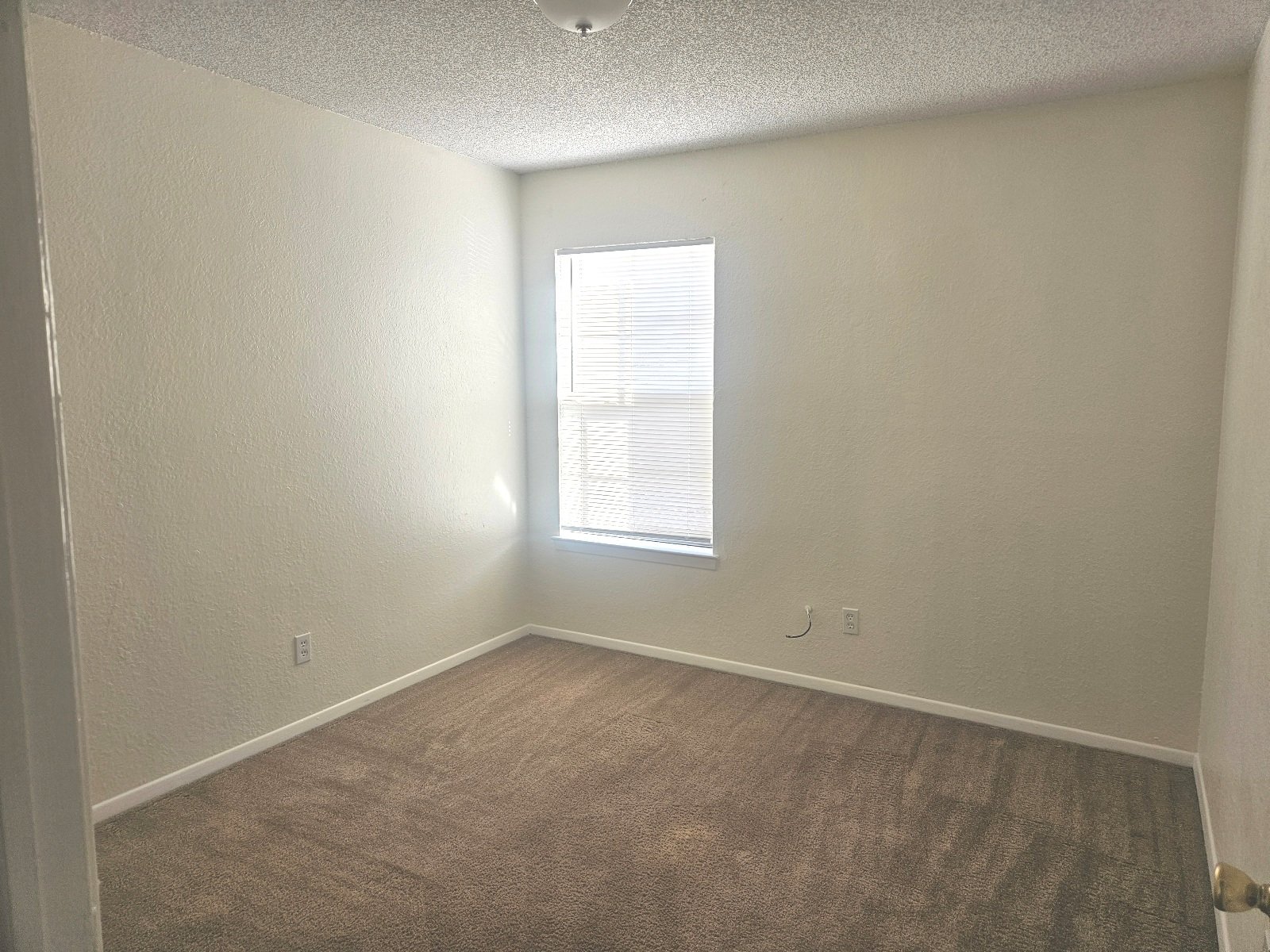 EAST: 3 bed / 1.75 bath rental property image