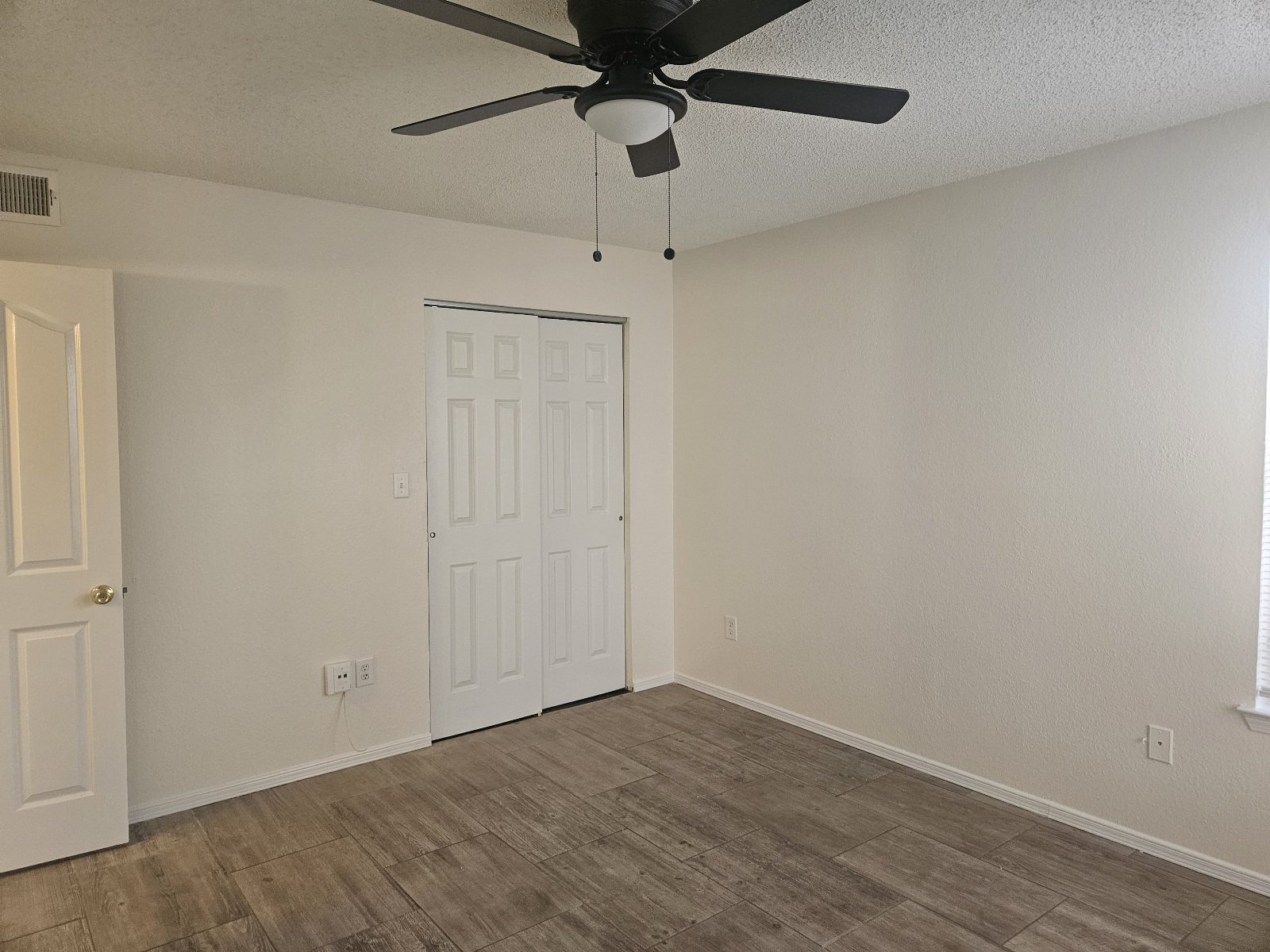 EASTSIDE: 3 BR, 2 BA 2 STORY HOME property image