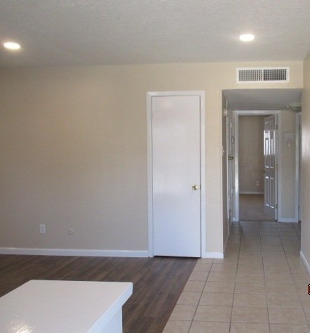 WESTSIDE DUPLEX: 3 BR 2 BATH property image