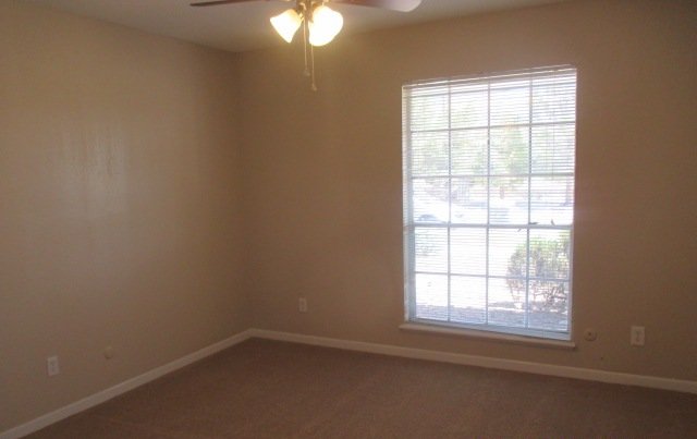 WESTSIDE DUPLEX: 3 BR 2 BATH property image