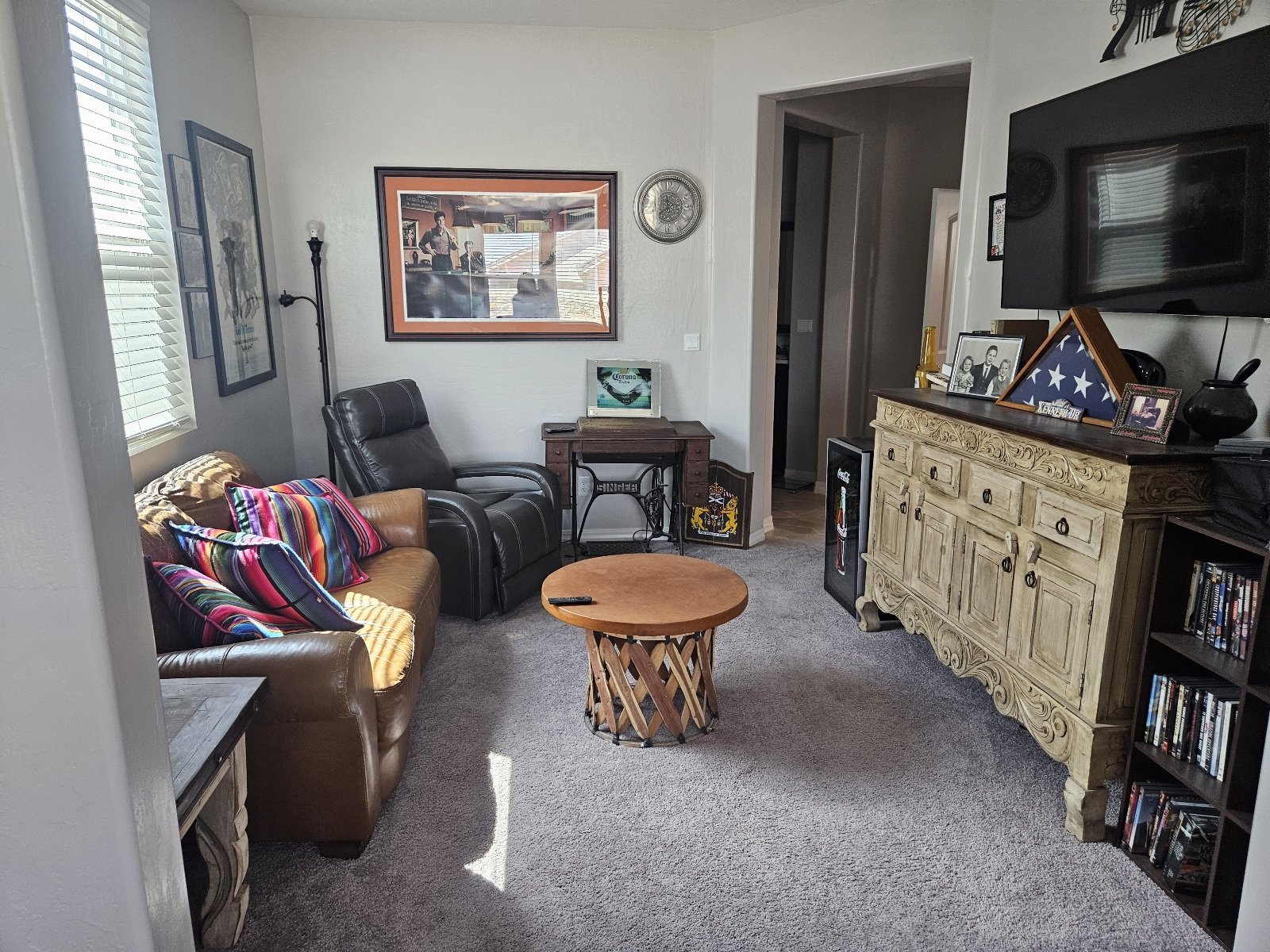SANTA TERESA- 3 BR, 2 BA WITH REFRIGERATED AIR! property image