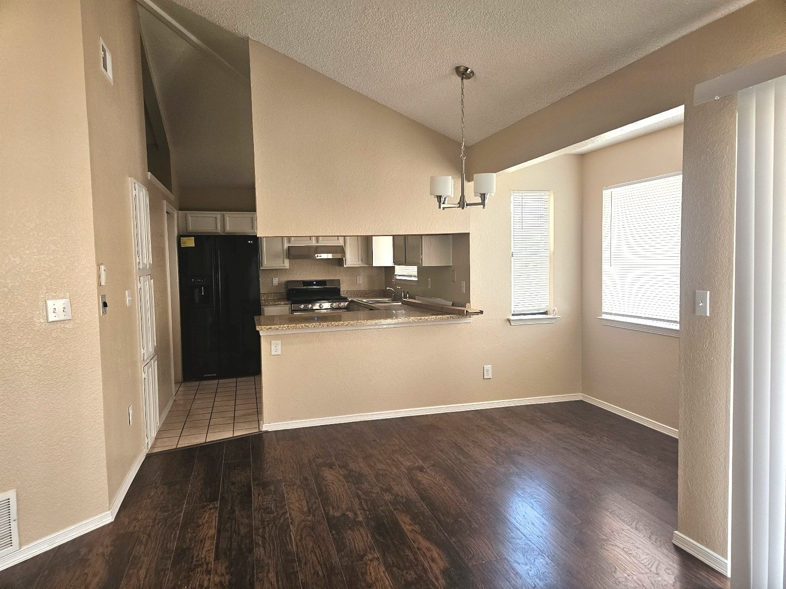 1120  Coyote property image