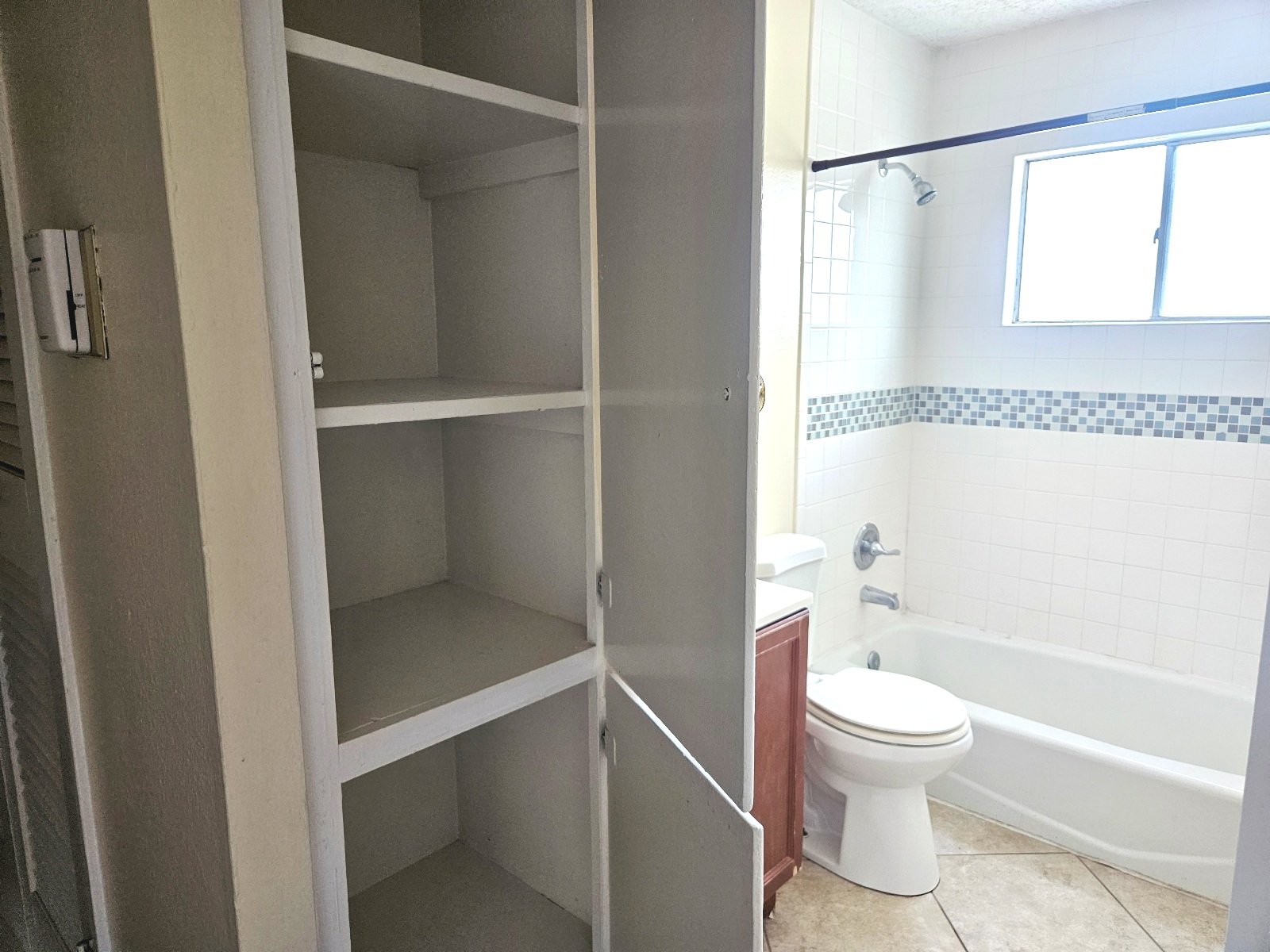 CENTRAL: 1 BR, 1 BA  APARTMENT NEAR UTEP AND HOSPITALS! property image