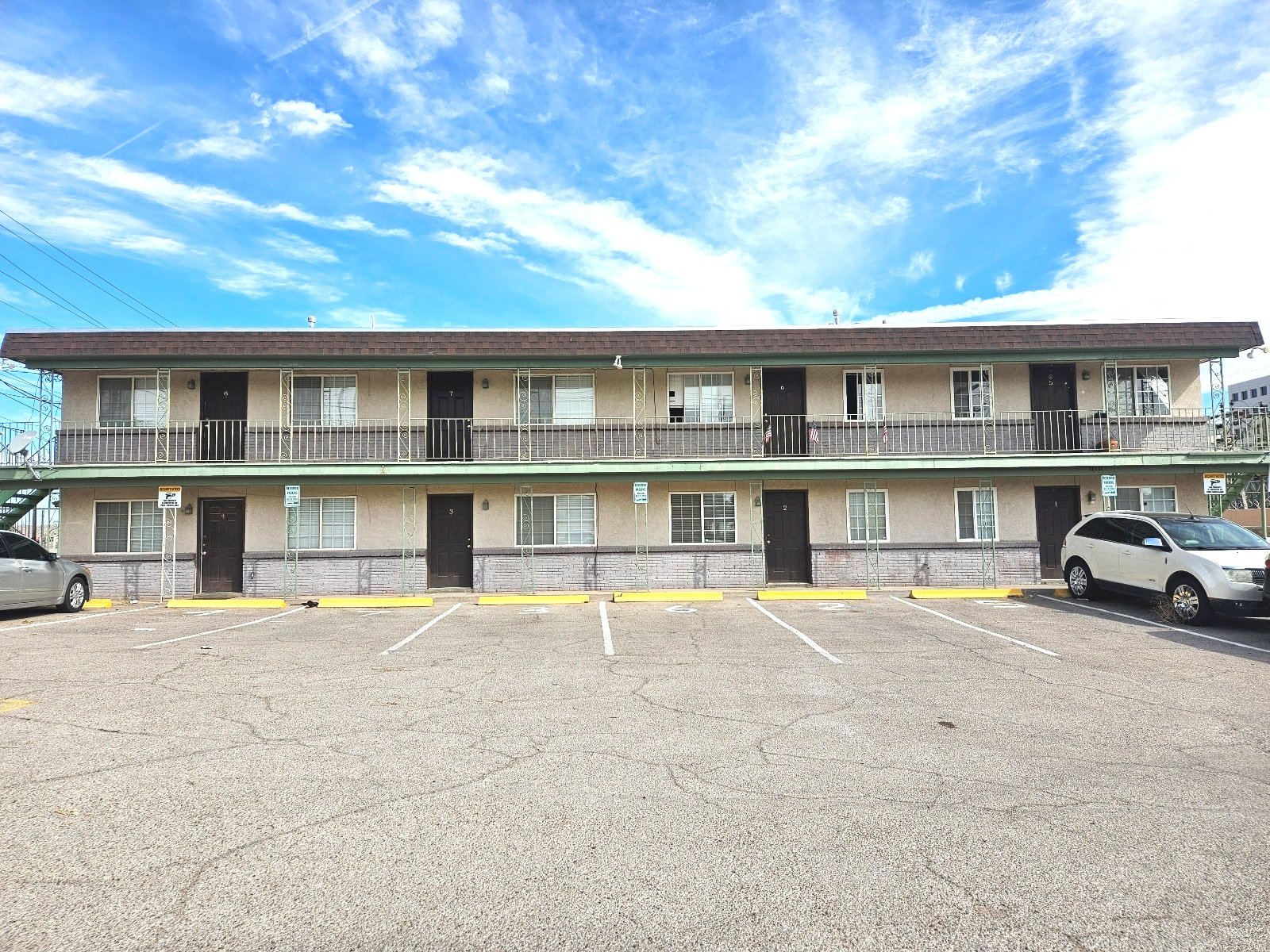 CENTRAL: 1 BR, 1 BA  APARTMENT NEAR UTEP AND HOSPITALS! property image