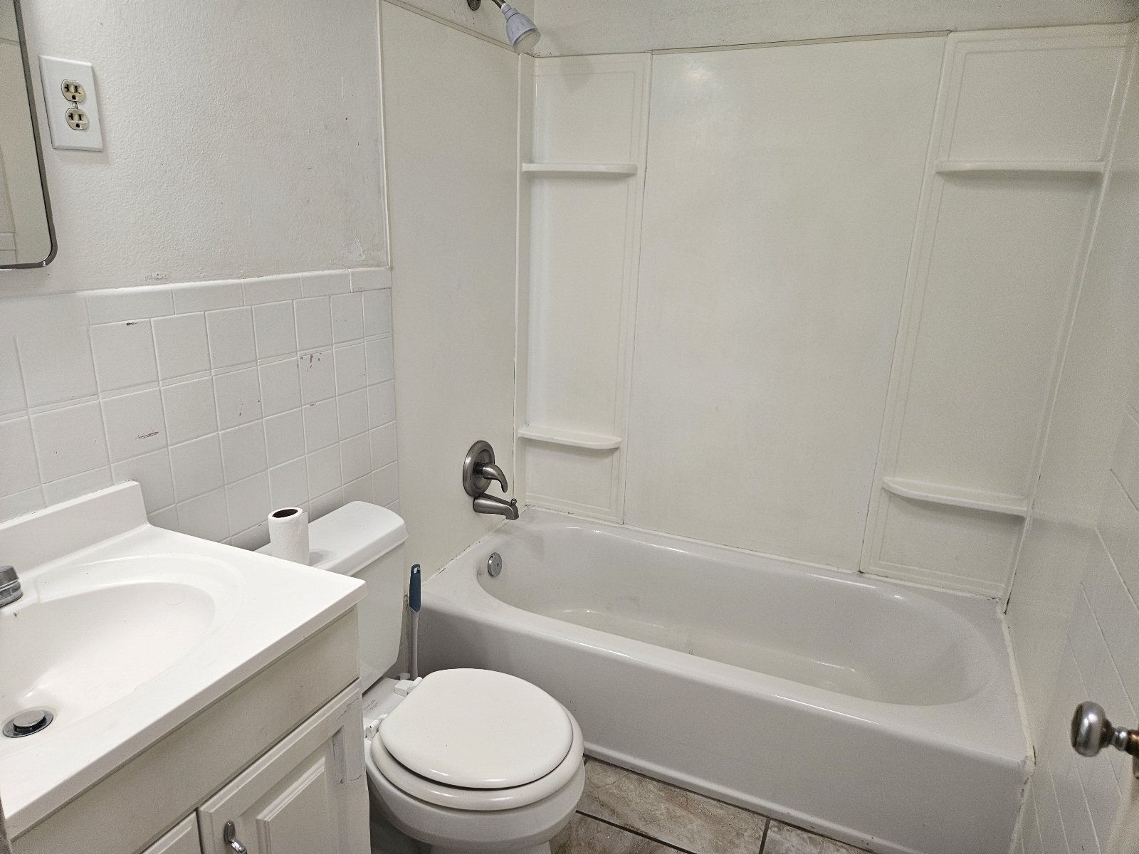 NORTHEAST: 4 BR, 1.75 BTH property image