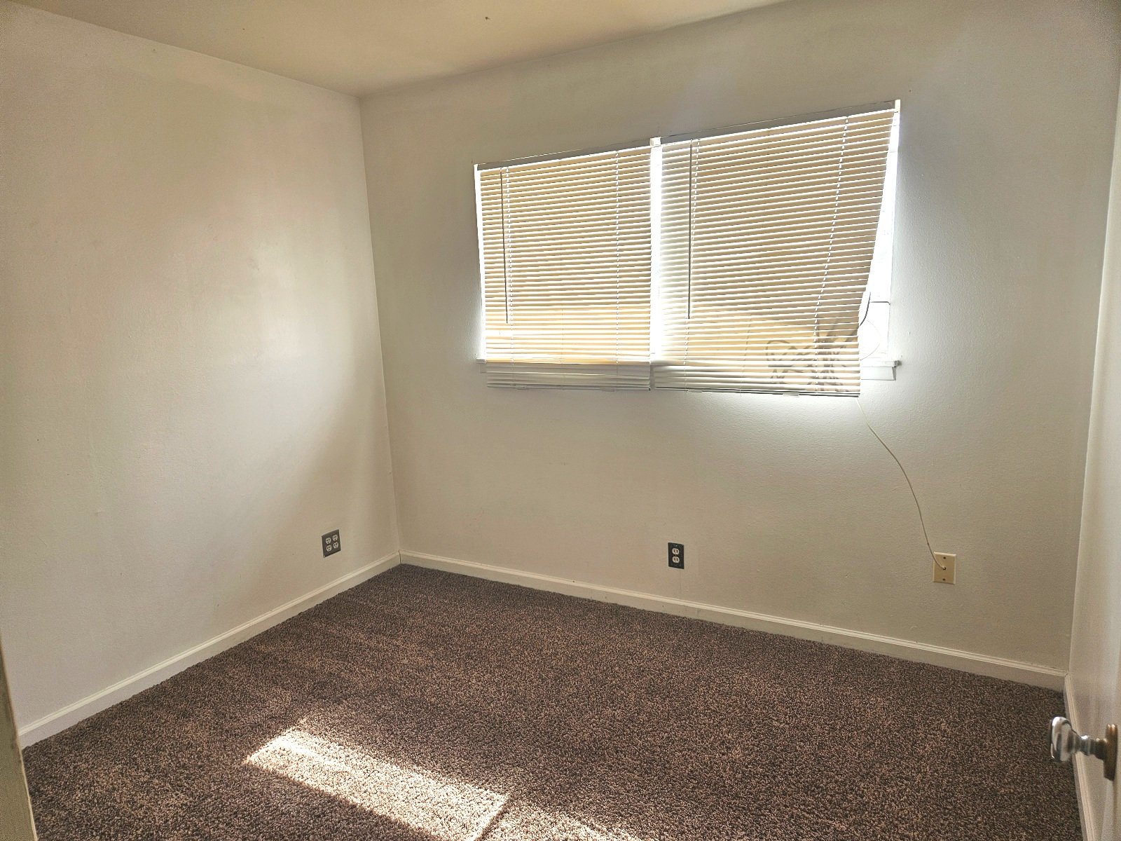 NORTHEAST: 4 BR, 1.75 BTH property image