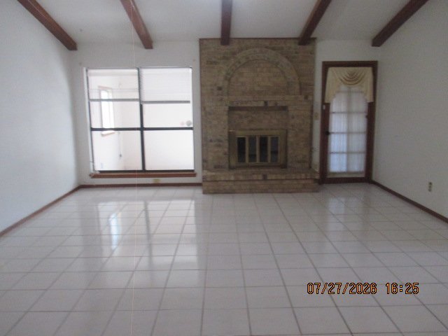 NORTHEAST: 4 BR, 2 BTH *** REFRIGERATED AIR *** property image