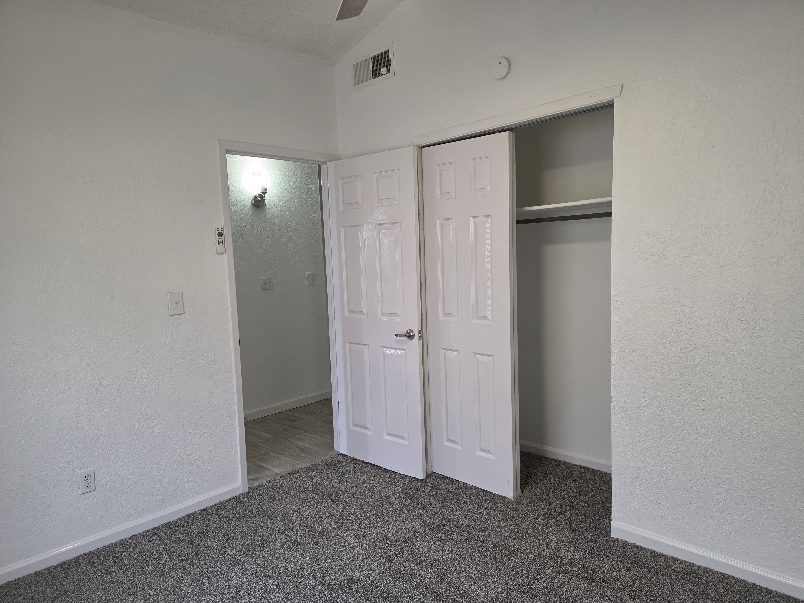 LOWER VALLEY: 3 BR, 1.5 BTH property image