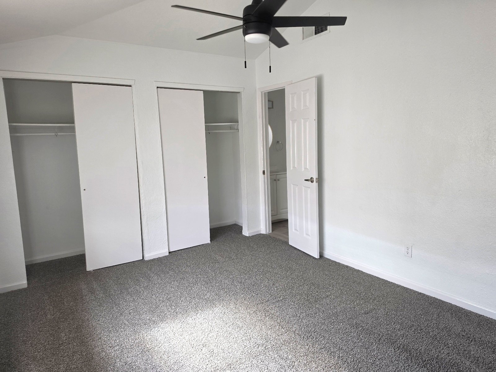 LOWER VALLEY: 3 BR, 1.5 BTH property image