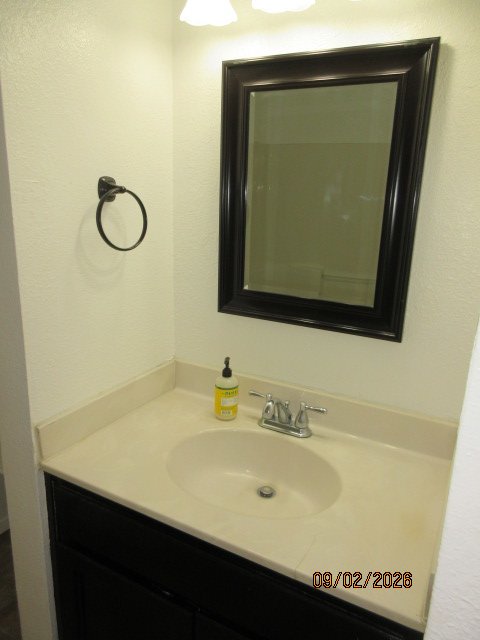 WEST DUPLEX: 2 BR 2 BATH *** REFRIGERATED AIR *** property image