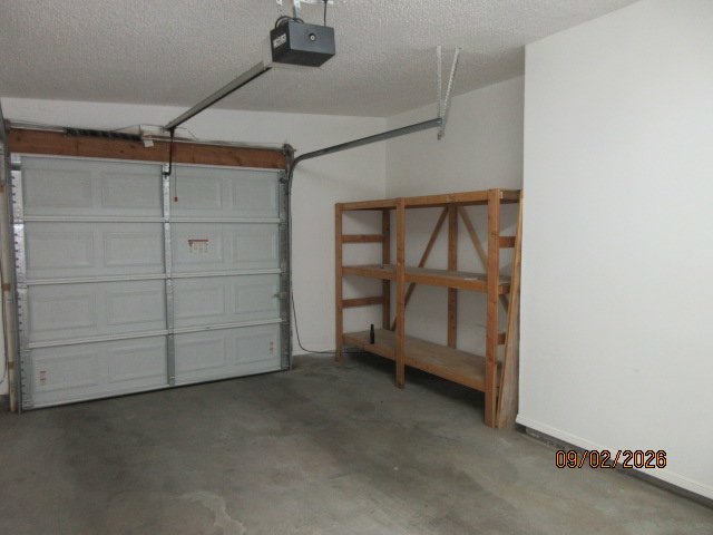 WEST DUPLEX: 2 BR 2 BATH *** REFRIGERATED AIR *** property image