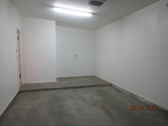 WEST DUPLEX: 2 BR 2 BATH *** REFRIGERATED AIR *** property image
