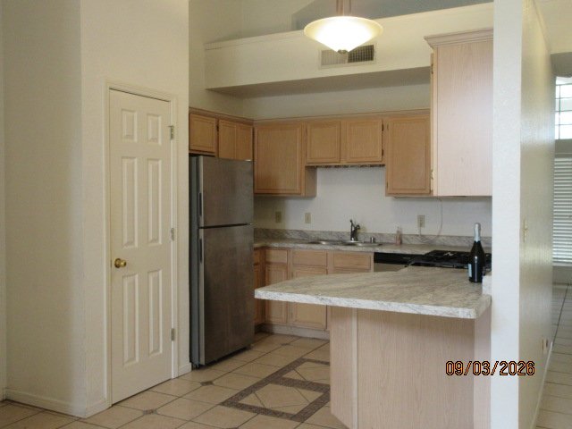 WESTSIDE: 4 BR, 2 BA REFRIGERATED AIR property image