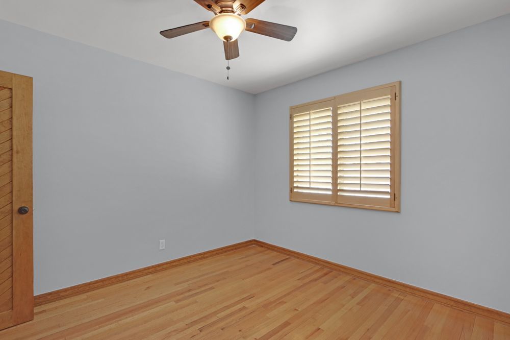 CENTRAL- 3 BR APARTMENT, 1 BA- REFRIGERATED AIR! property image